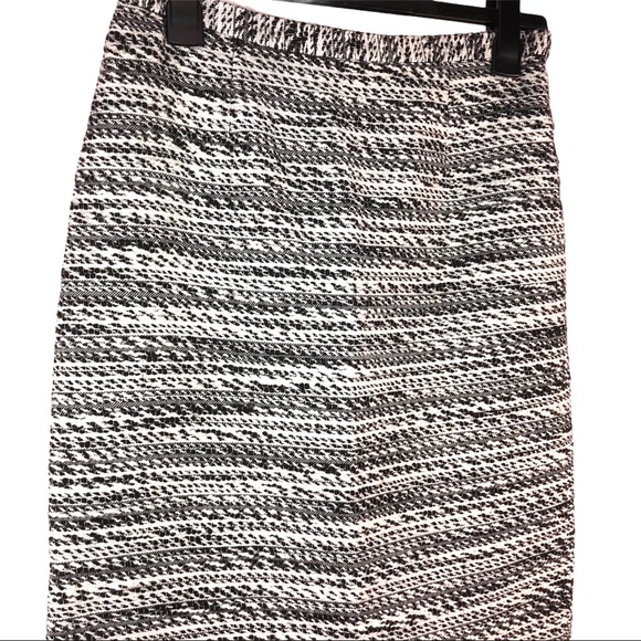 Kasper Tweed Pencil Skirt, Size 6P - Picture 2 of 9